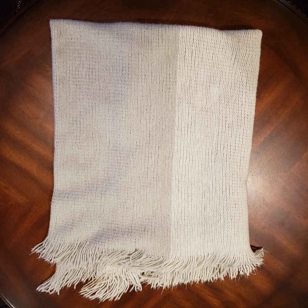 Luxe lap throw in gray and white